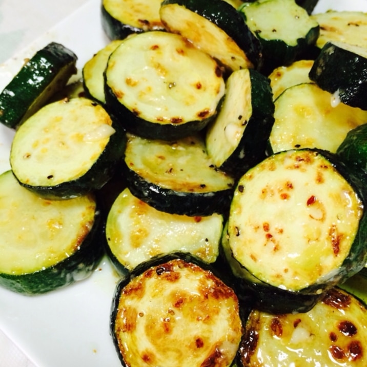 簡単 ズッキーニのマヨネーズ炒め レシピ 作り方 By Eerrii5039 楽天レシピ